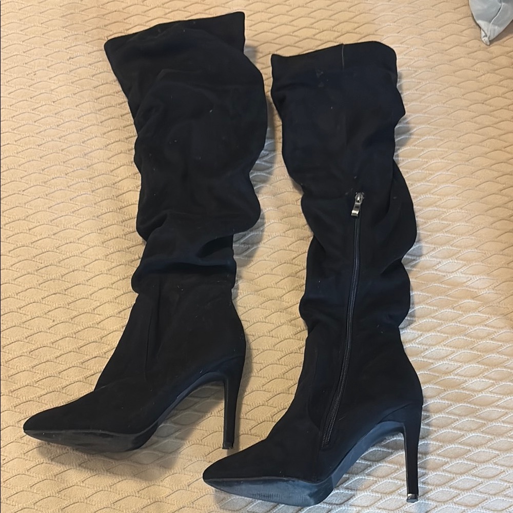 Elegant Black Knee-High Boots